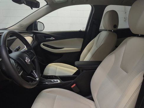Used 2021 Buick Encore GX Preferred w/ Sport Touring Package AWD/4WD image 17