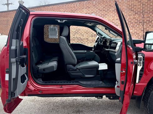 Certified 2024 Ford F350 XLT w/ XLT Value Package image 23