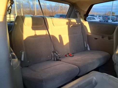 Used 2006 Toyota Sienna LE image 13