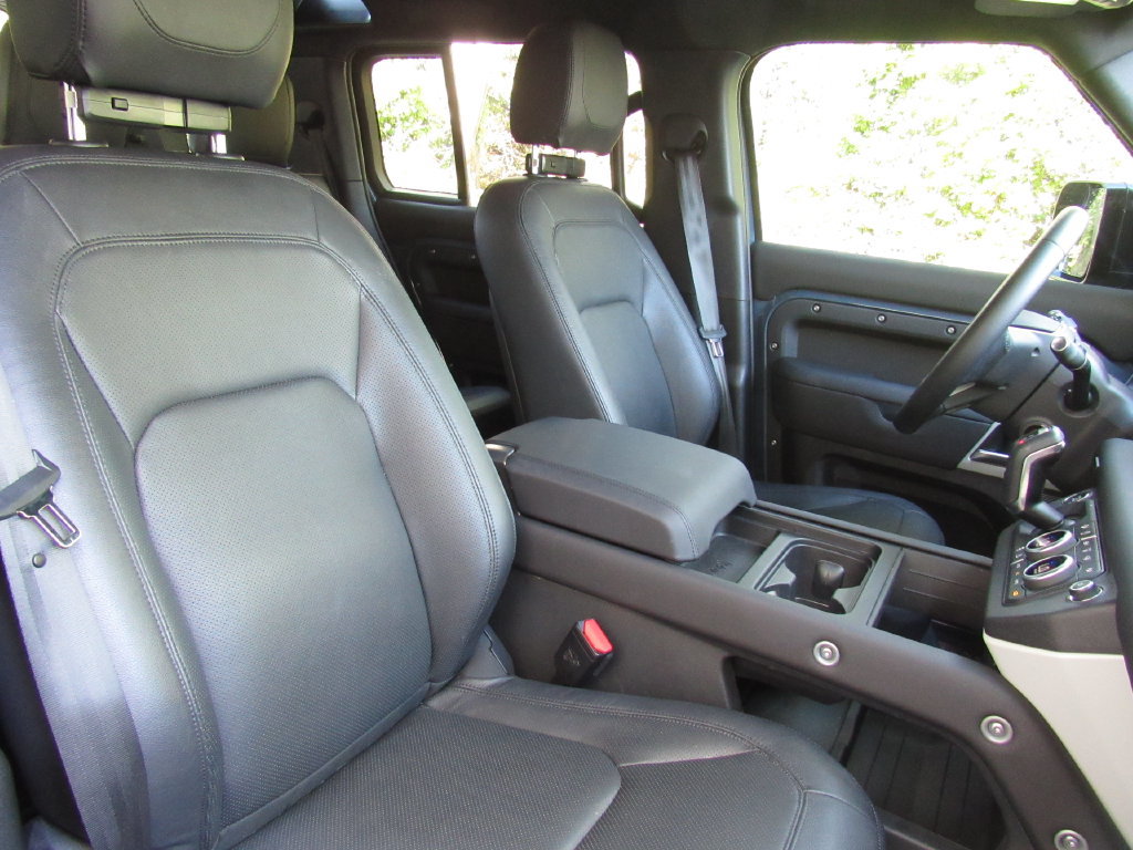 Used 2024 Land Rover Defender 110 S AWD/4WD image 19