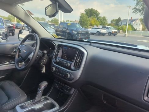 Used 2022 Chevrolet Colorado ZR2 AWD/4WD image 16