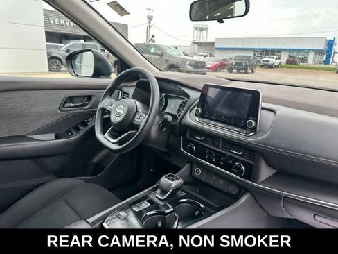 Used 2023 Nissan Rogue S FWD image 2