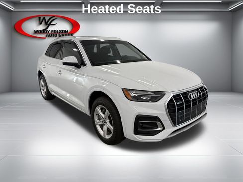 Used 2023 Audi Q5 2.0T Premium w/ Convenience Package AWD/4WD image 3
