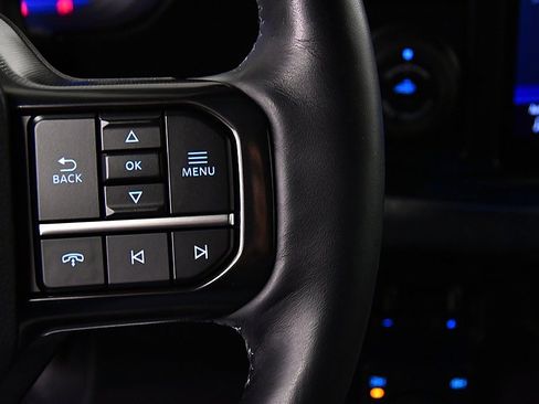 Used 2025 Ford F350 Platinum image 22