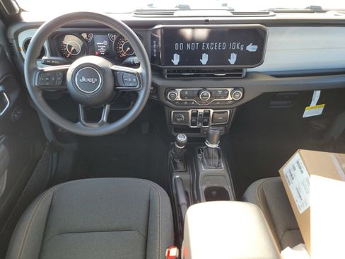 New 2026 Jeep Gladiator Sport AWD/4WD image 10