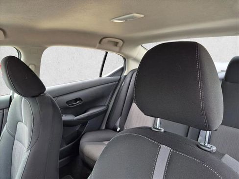 Used 2025 Nissan Sentra SV FWD image 15