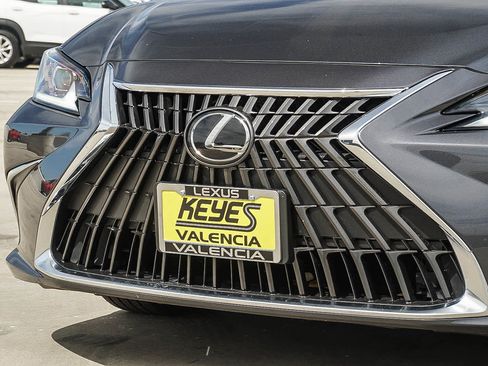 Used 2025 Lexus ES 350 w/ Accessory Package (Z2) FWD image 8