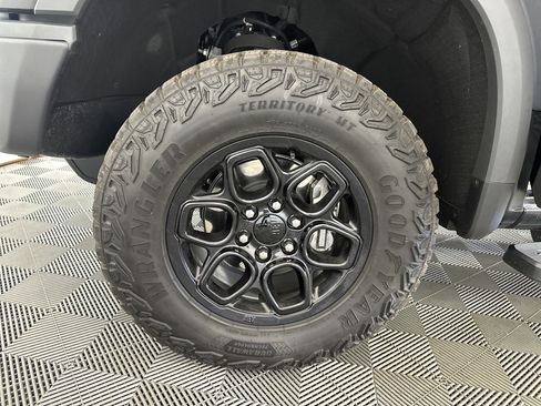 Certified 2024 Chevrolet Silverado 1500 ZR2 w/ ZR2 Bison Edition image 13