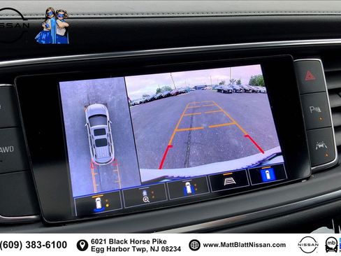 Used 2023 Buick Enclave Avenir AWD/4WD image 21