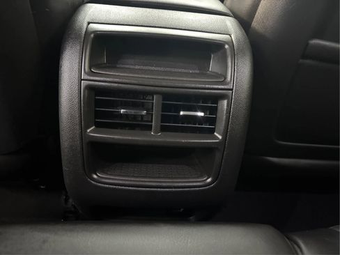 Used 2017 Cadillac XT5 Premium Luxury image 29