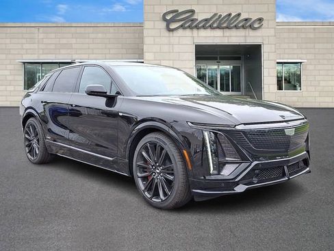 New 2026 Cadillac Lyriq V w/ LPO, Floor Liner Package AWD/4WD image 2