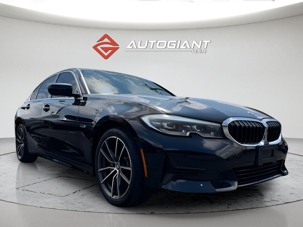 Used 2022 BMW 330e RWD image 11