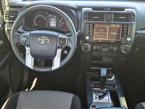 Used 2024 Toyota 4Runner SR5 image 27
