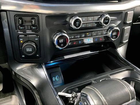 Used 2021 Ford F150 Lariat w/ Equipment Group 502A High AWD/4WD image 17