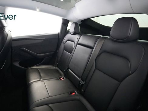 Used 2026 Tesla Model Y Long Range RWD image 24