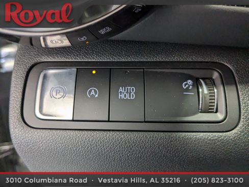 Used 2026 Chevrolet Equinox LT w/ Convenience Package II image 19