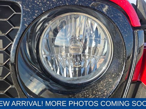 Used 2021 Jeep Gladiator Willys image 9