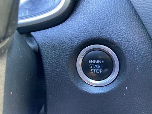 Used 2024 Toyota Corolla SE FWD image 17