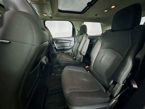 Used 2012 GMC Acadia SLE image 14