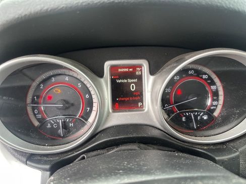 Used 2017 Dodge Journey SXT w/ Comfort/Convenience Group image 11