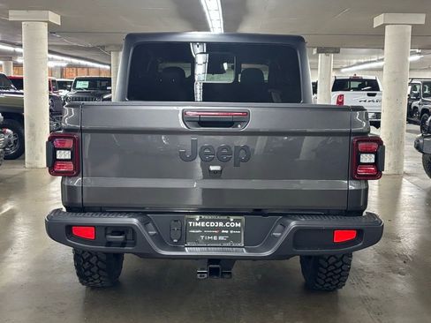 New 2026 Jeep Gladiator Sport AWD/4WD image 5