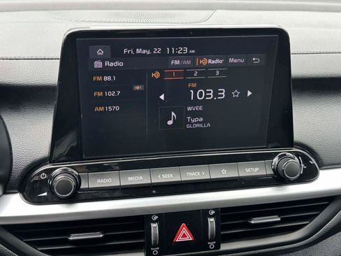 Used 2024 Kia Forte LXS w/ LXS Technology Package FWD image 19