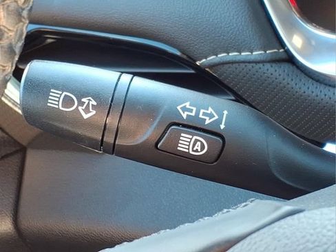 Used 2023 Chevrolet Traverse Premier w/ LPO, Floor Liner Package AWD/4WD image 29