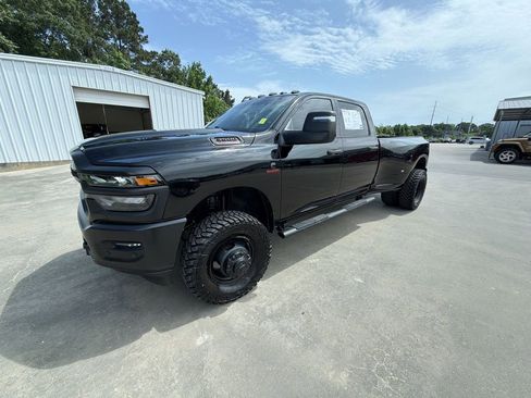 Used 2026 RAM 3500 Tradesman AWD/4WD image 4