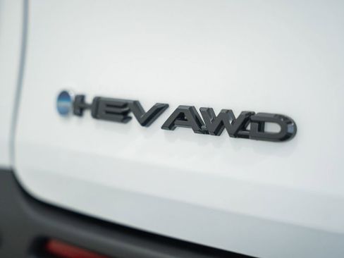 New 2026 Toyota Sienna XLE Woodland Edition AWD/4WD image 9