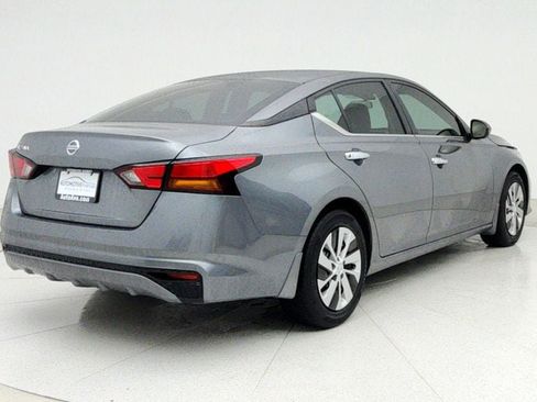 Used 2022 Nissan Altima 2.5 S image 5