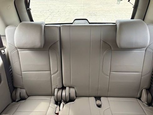 Used 2019 GMC Yukon SLT w/ Open Road Package AWD/4WD image 28