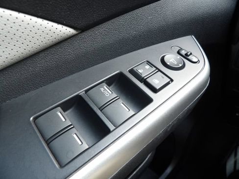 Used 2016 Honda CR-V EX-L image 26