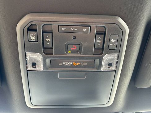 New 2026 Toyota Tundra Platinum AWD/4WD image 17