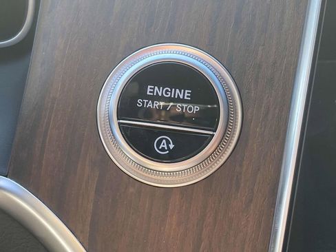 Certified 2025 Mercedes-Benz GLC 300 4MATIC image 30