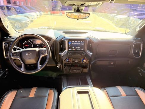 Used 2021 Chevrolet Silverado 2500 LTZ w/ Carhartt Edition AWD/4WD image 21