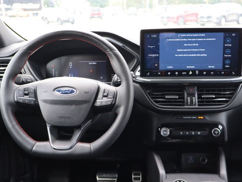 Used 2023 Ford Escape ST-Line w/ Tech Pack #1 FWD image 15