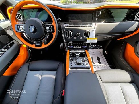 New 2026 Rolls-Royce Cullinan AWD/4WD image 5