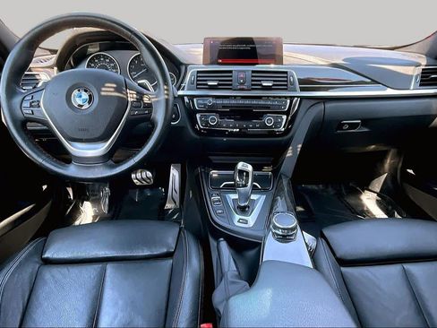 Used 2018 BMW 330e w/ Premium Package RWD image 15