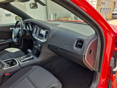 Used 2022 Dodge Charger SXT image 22