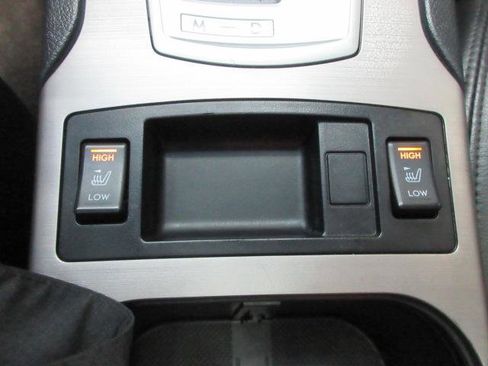 Used 2013 Subaru Legacy 2.5i Limited image 25