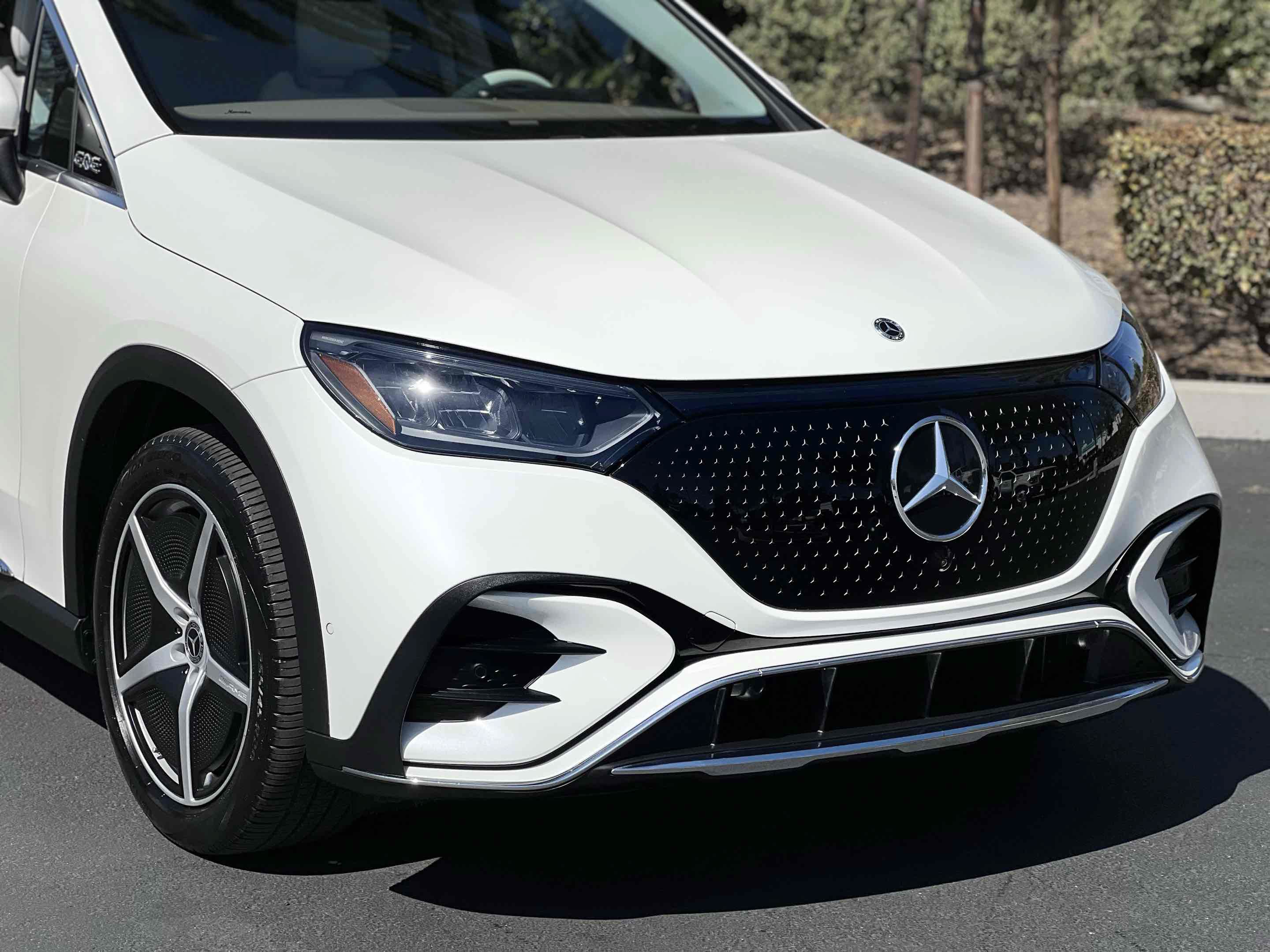 Used 2023 Mercedes-Benz EQE 350+ SUV w/ AMG Line Exterior Package image 44