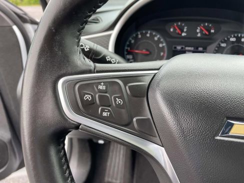 Used 2022 Chevrolet Malibu RS FWD image 22