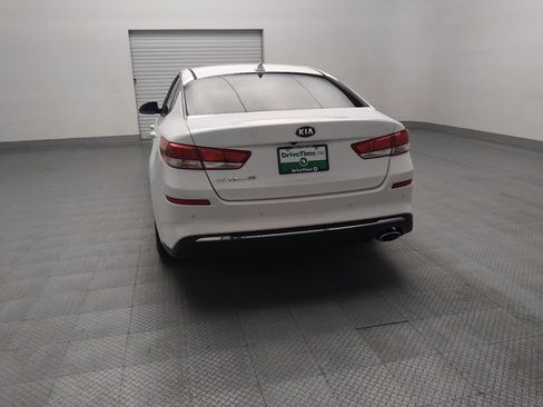 Used 2020 Kia Optima LX image 6