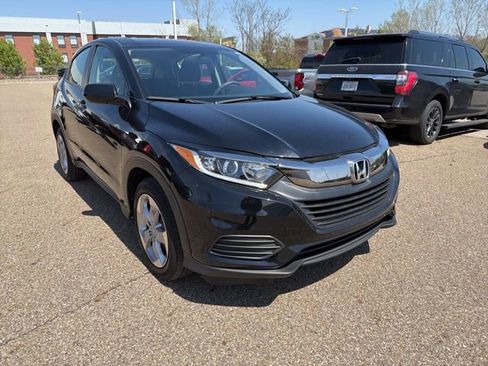 Used 2020 Honda HR-V LX image 2