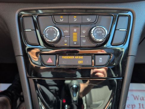 Used 2018 Buick Encore Preferred AWD/4WD image 21