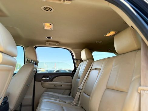Used 2012 GMC Yukon SLT w/ SLT-2 Equipment Package AWD/4WD image 21