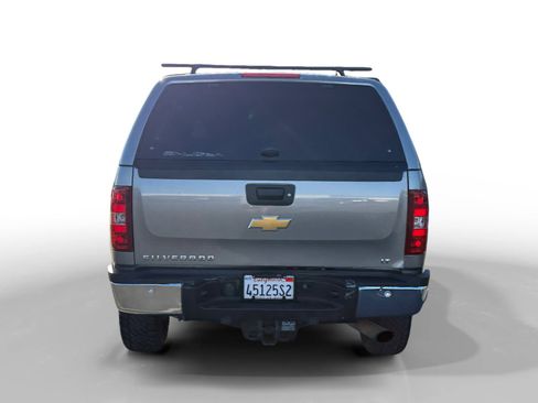 Used 2012 Chevrolet Silverado 2500 LT w/ Z71 Appearance Package image 4