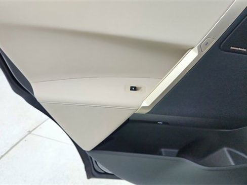 Used 2024 BMW iX xDrive50 w/ Premium Package image 32