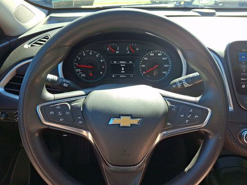 Used 2023 Chevrolet Malibu LS FWD image 20
