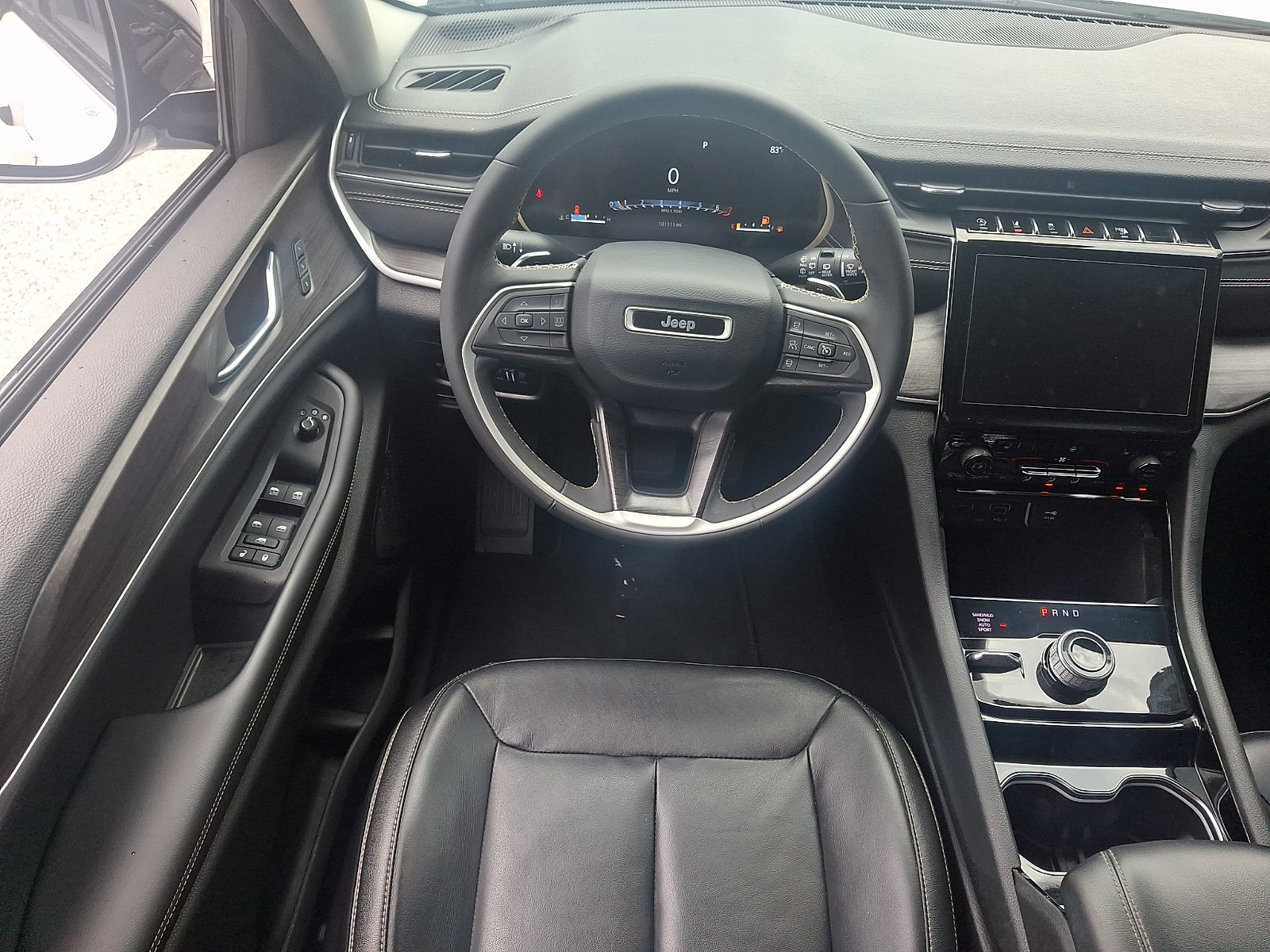 Used 2023 Jeep Grand Cherokee L Limited w/ Black Appearance Package AWD/4WD image 12